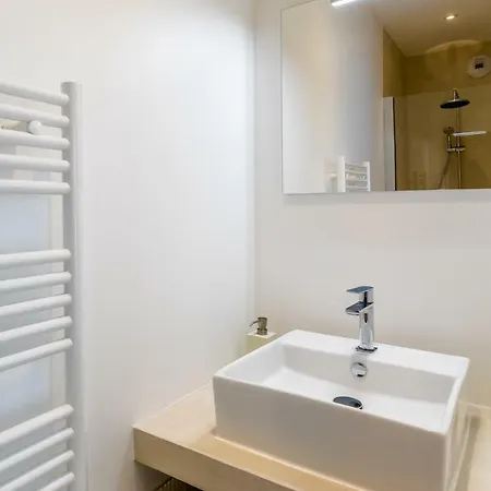 Gloria - A Peaceful Gem In The Heart Of Biarritz